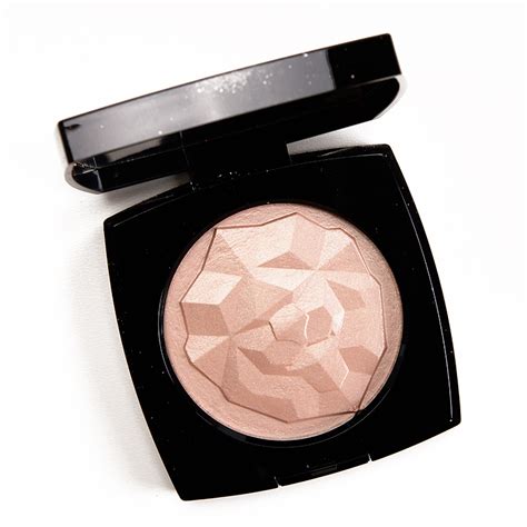 le signe du lion or rose chanel|Chanel Or Rose Le Signe du Lion Illuminating Powder Review.